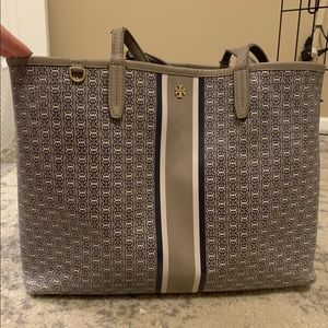 Tory Burch link large tote